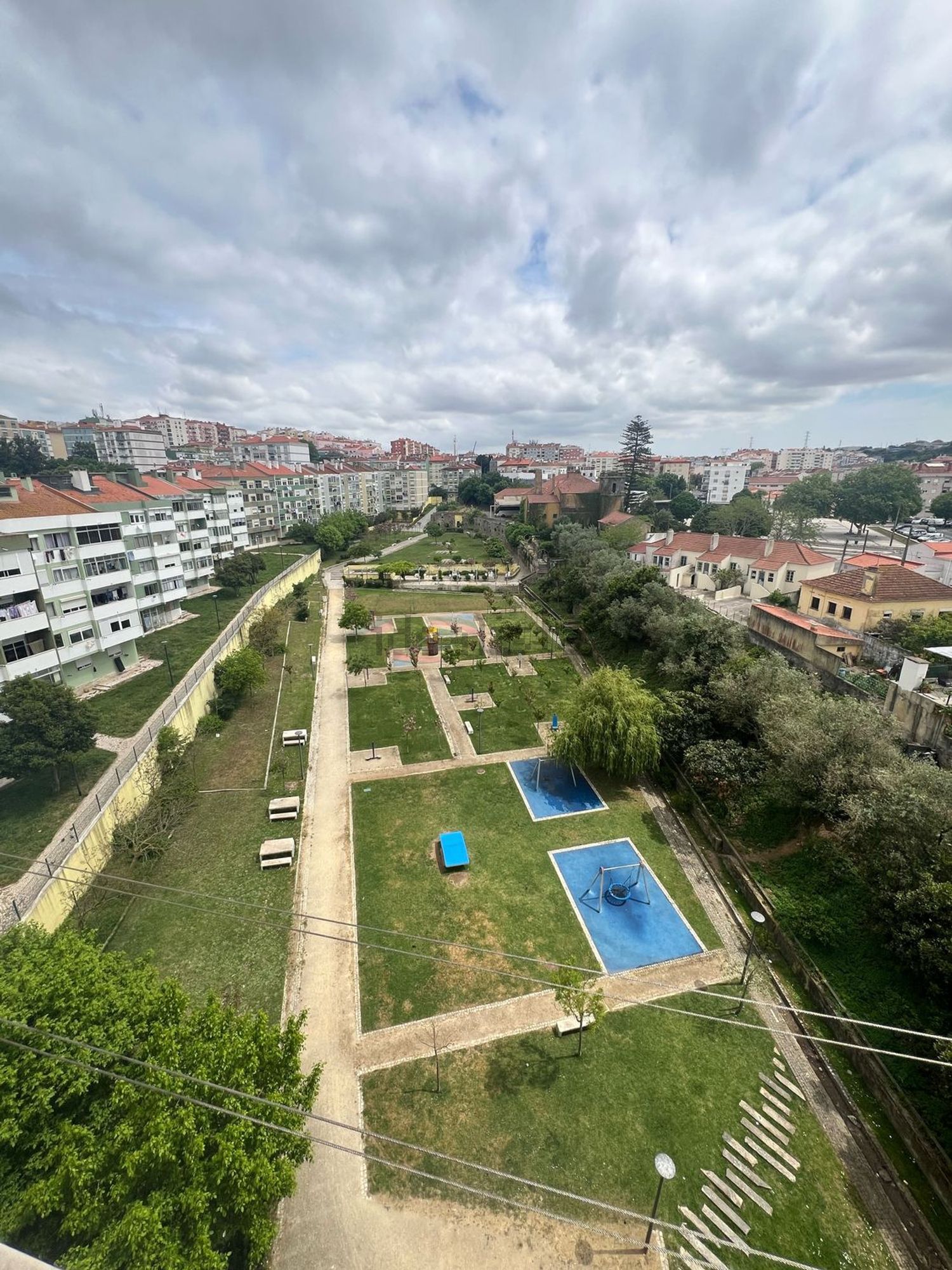 出租房间在Rua Cidade de Belgrado, 4 - 花园