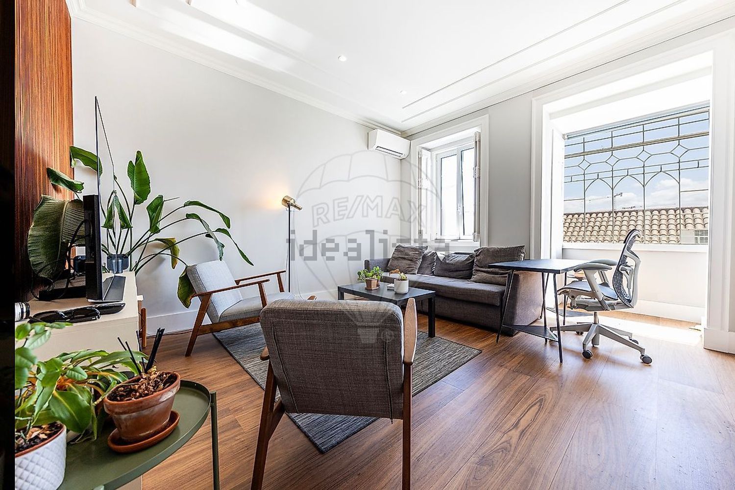 公寓 t1出售在 Príncipe Real - São Bento - 客厅