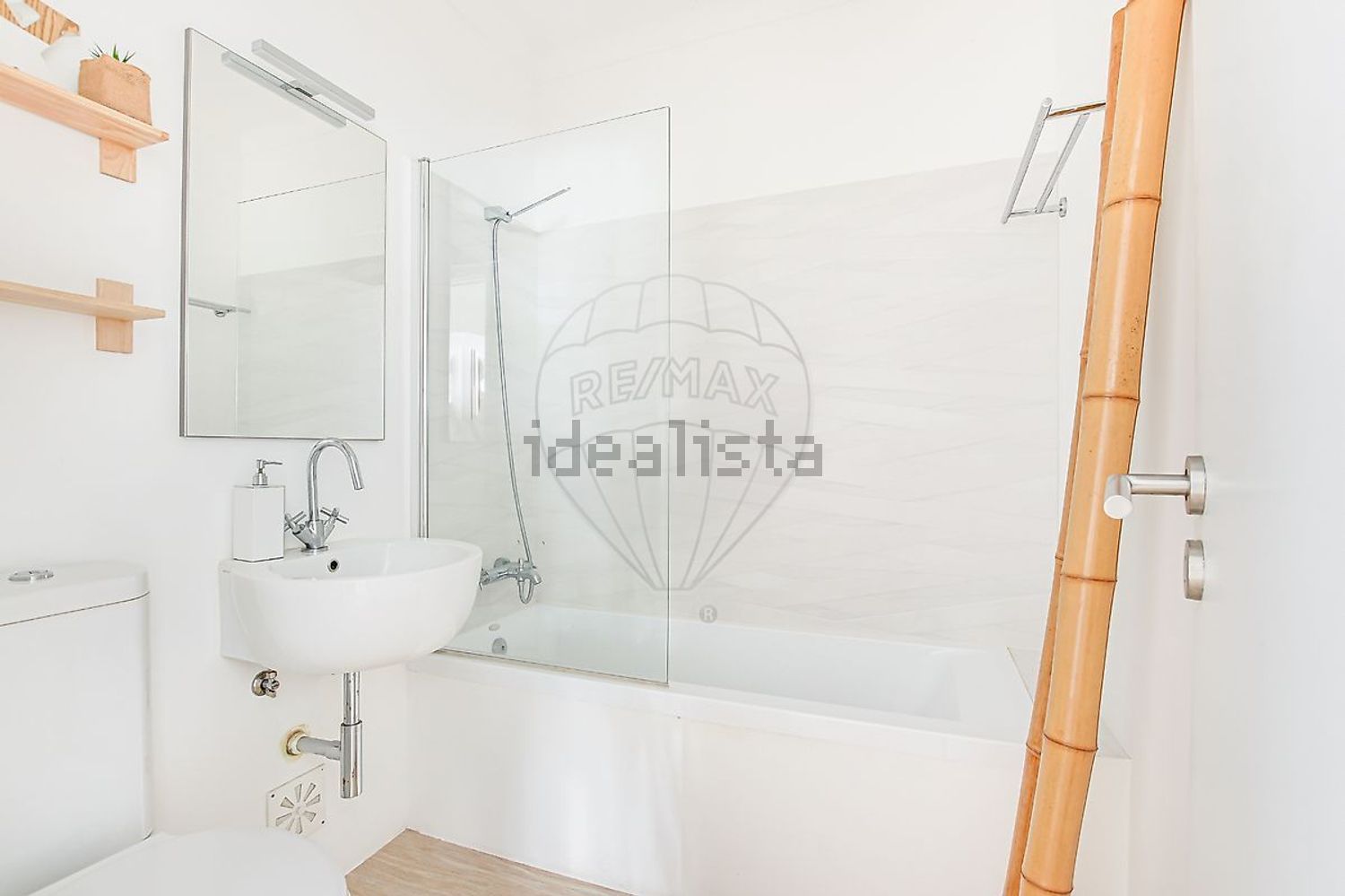 公寓 t2出售在Praceta Marquesa Cadaval - 卫生间