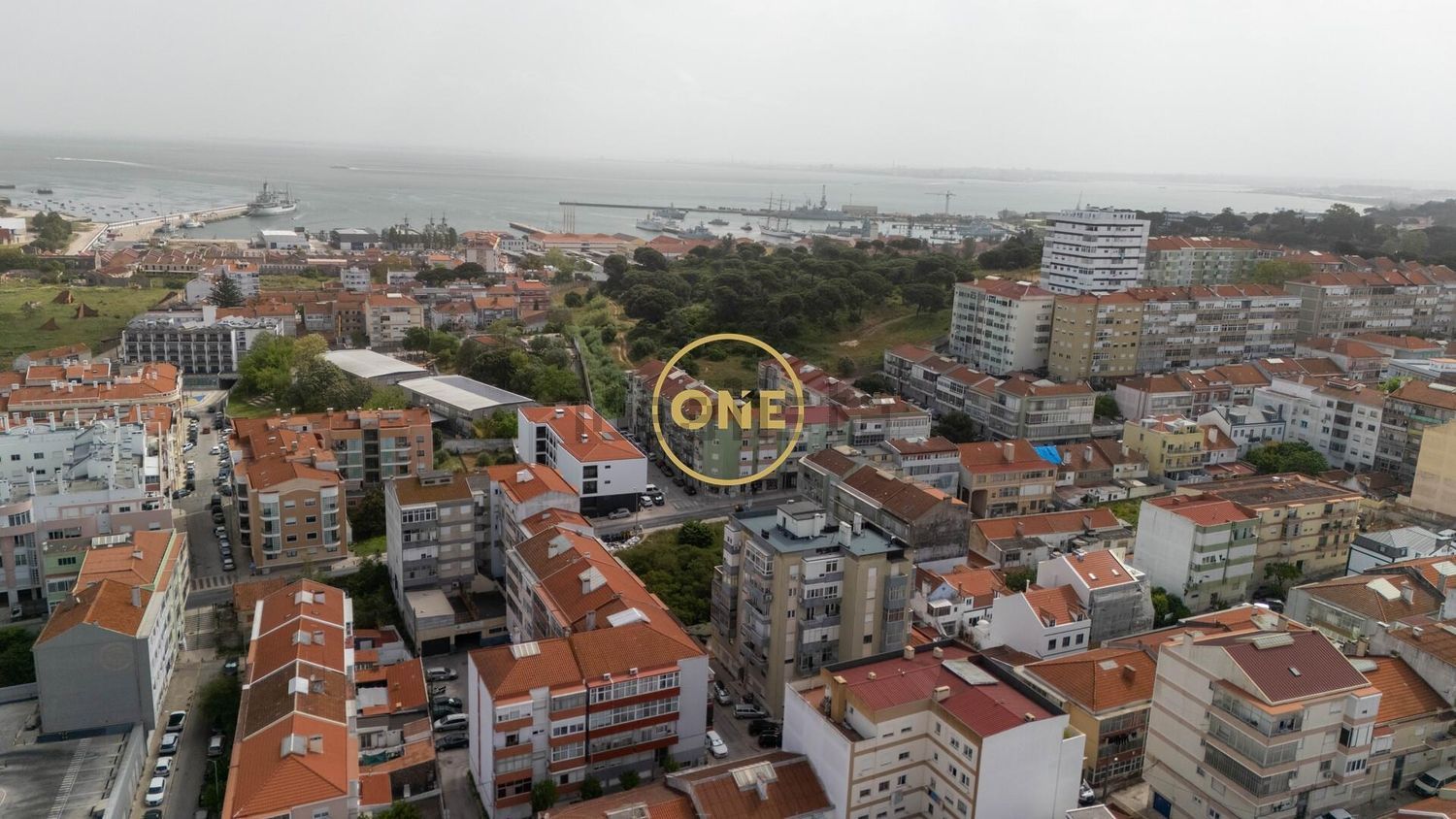 公寓 t3出售在Travessa de Dom Dinis s/n - 照片