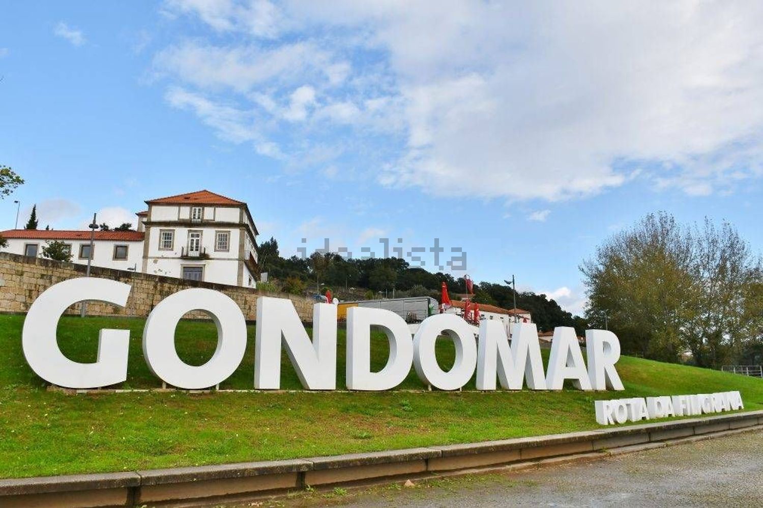 双拼别墅出售在 Gondomar - 照片