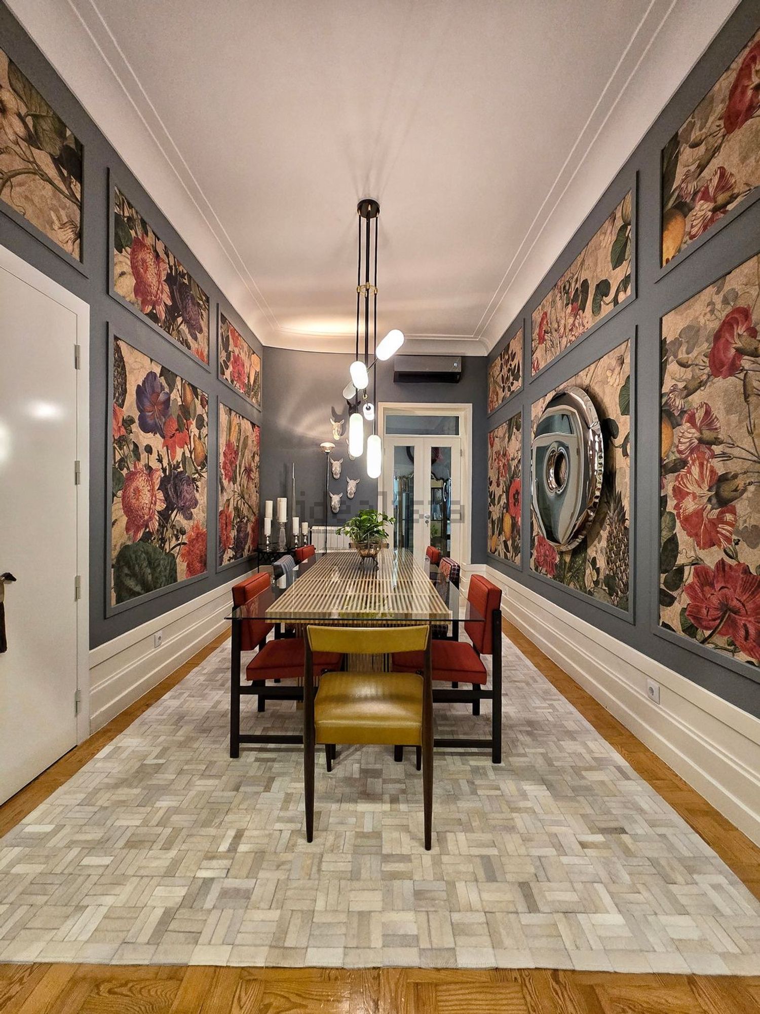 公寓 t4出售在Rua Rodrigo da Fonseca - 餐厅