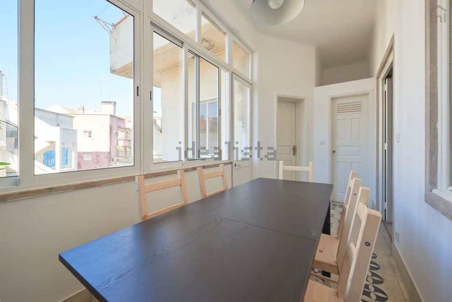 出租房间在Avenida Almirante Reis, 219 - 客厅