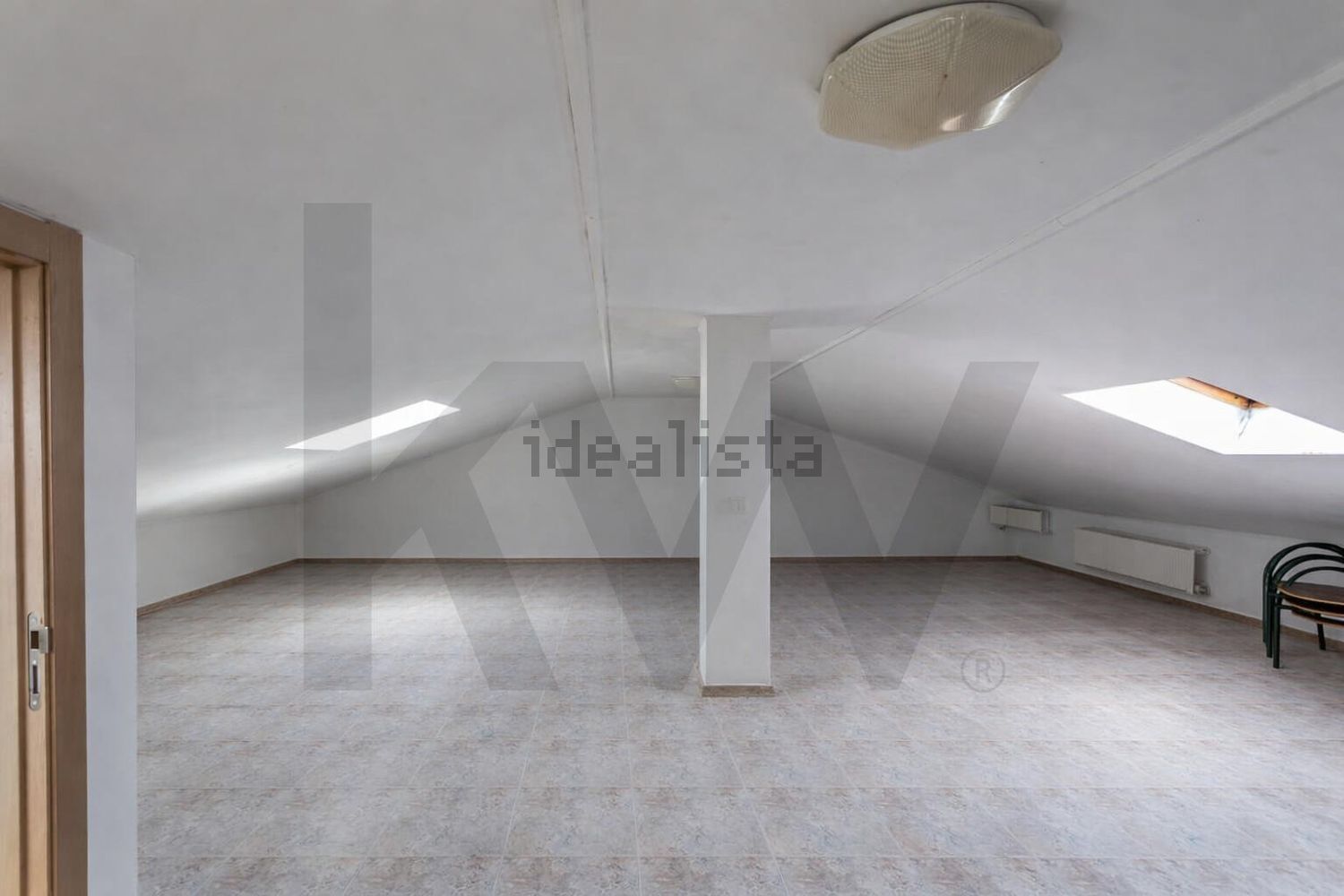 小楼房或别墅出售在Travessa do Albarral s/n - 照片