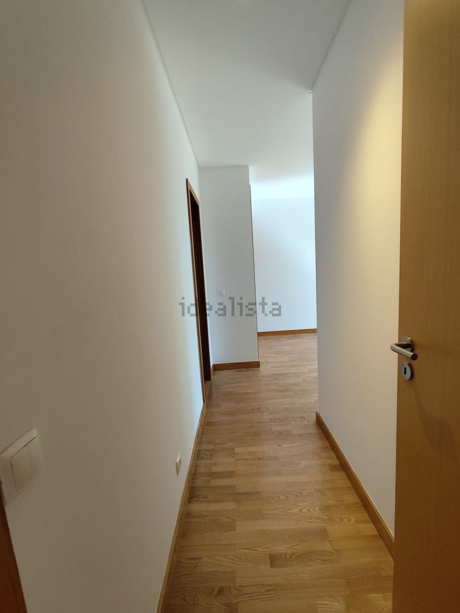 出租公寓 t2在Avenida Serpa Pinto s/n - 过道
