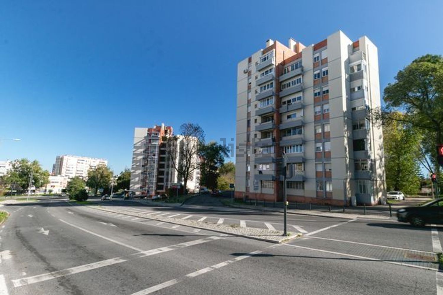 公寓 t4出售在Rua Cidade da Praia, 371 - 周边