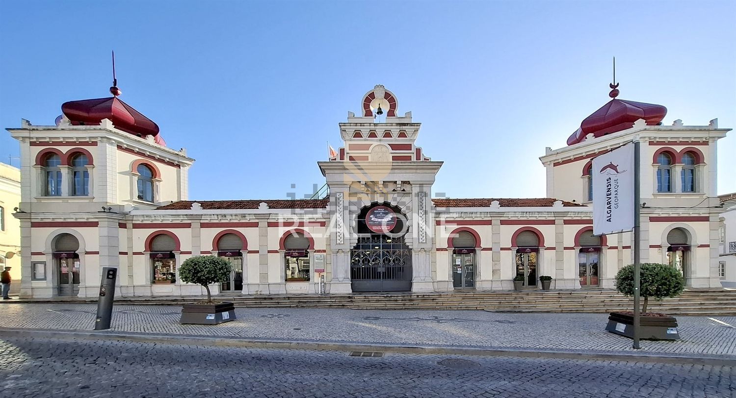 公寓 t3出售在Avenida José da Costa Mealha, 82 - 视线
