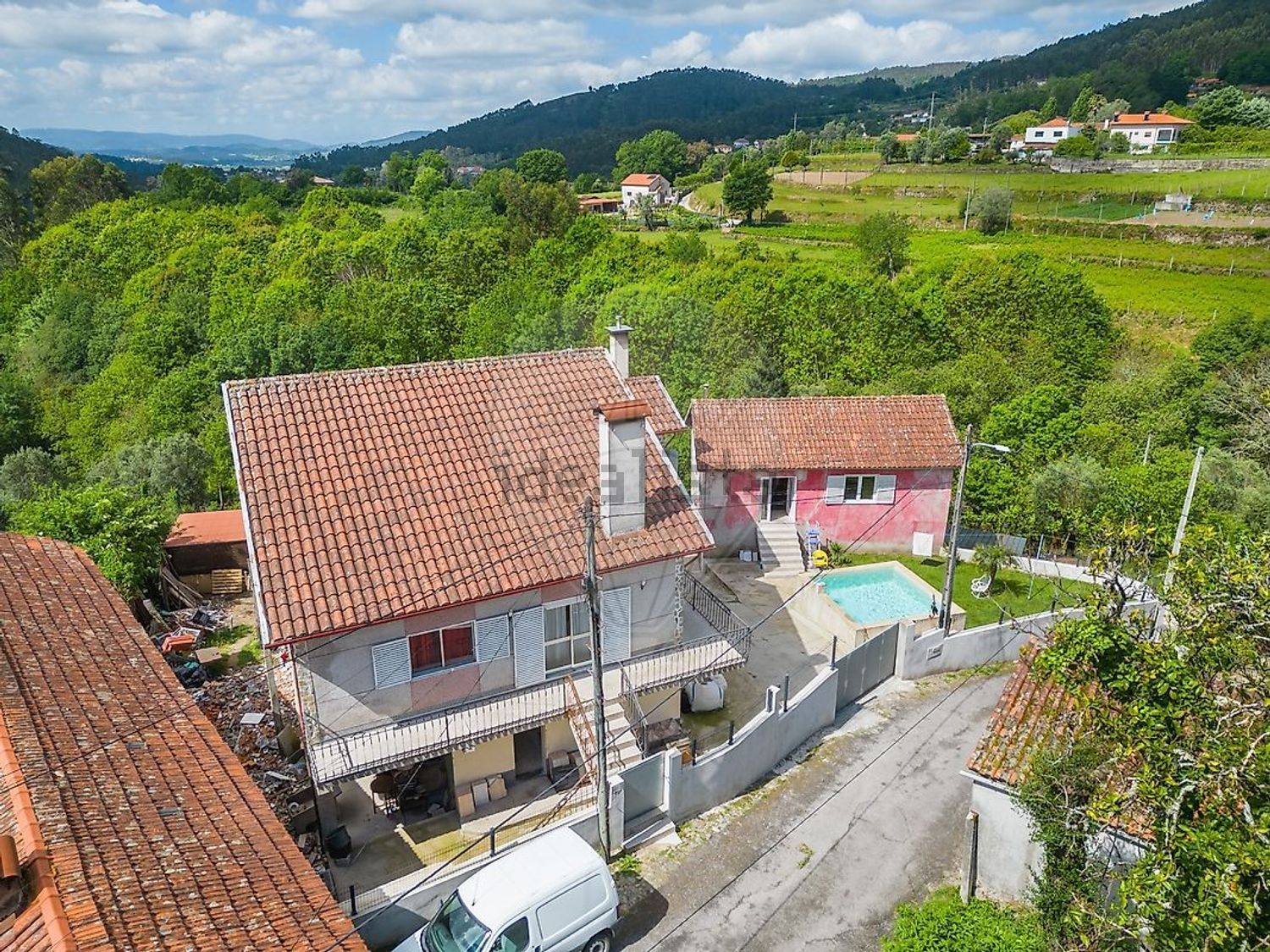小楼房或独栋别墅出售在 Ribeira do Neiva - 照片