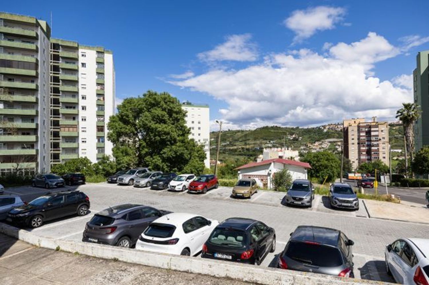 公寓 t2出售在Avenida Salgado Zenha - 照片