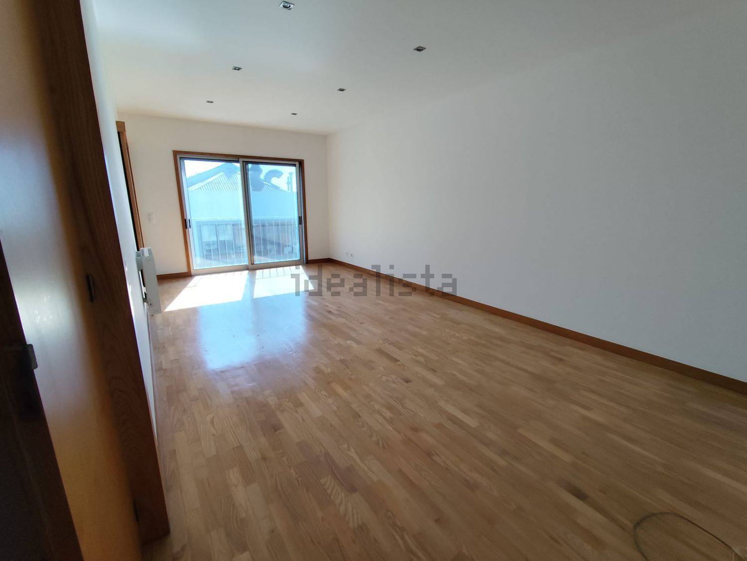 出租公寓 t2在Avenida Serpa Pinto s/n - 居住