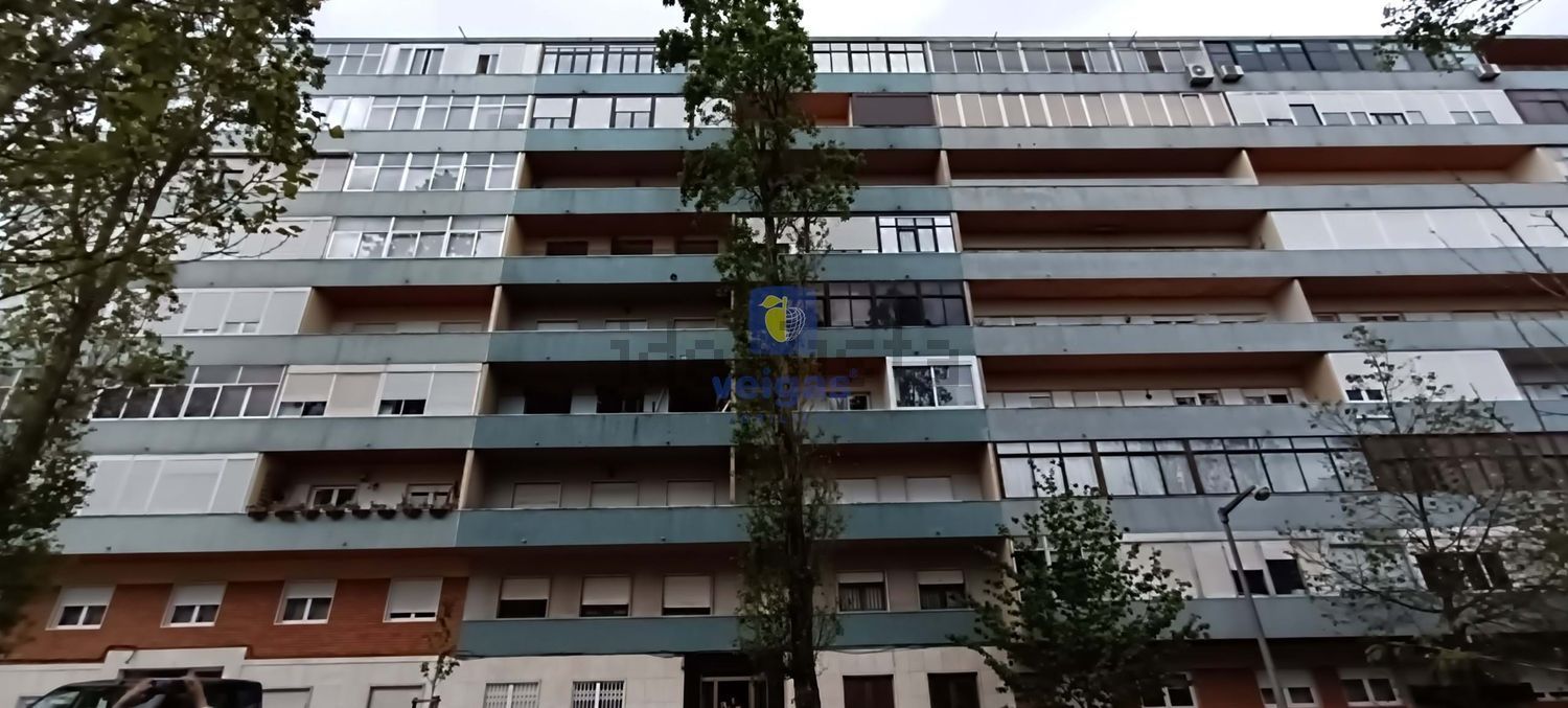 公寓 t3出售在 Bairro de Santa Cruz - 视线