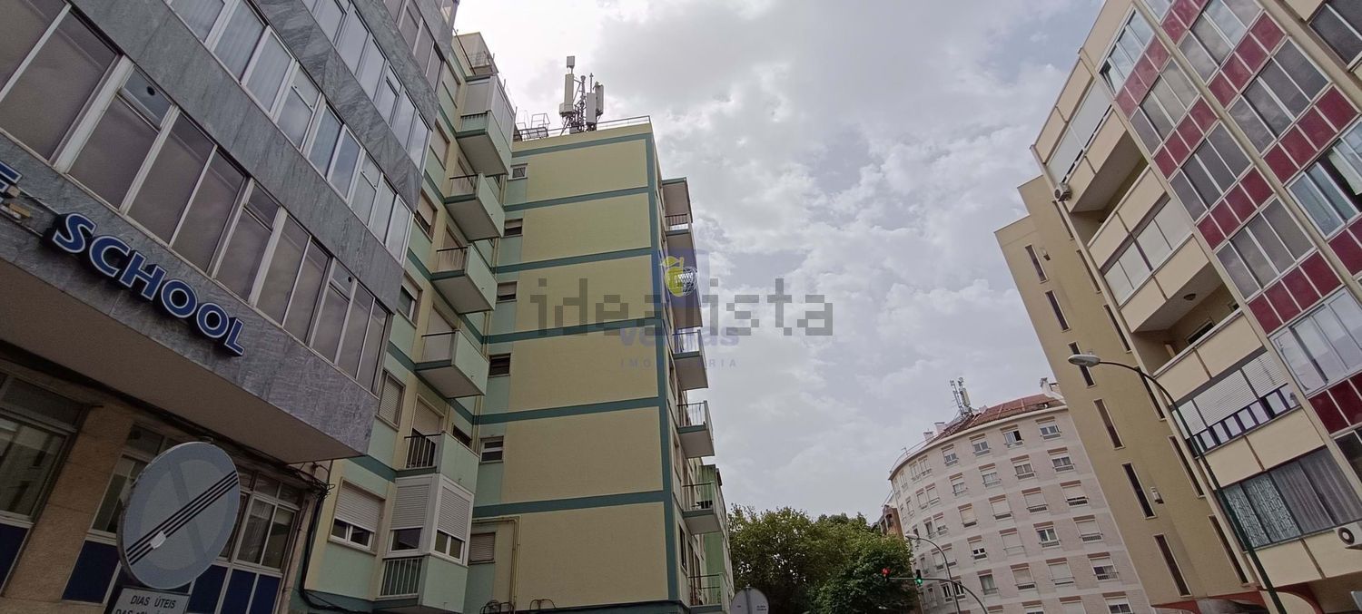 公寓 t3出售在 Avenida do Uruguai - 视线