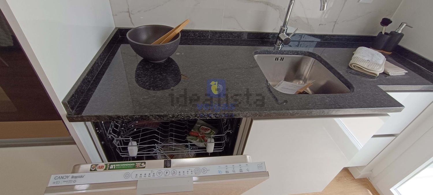 公寓 t3出售在 Avenida do Uruguai - 照片