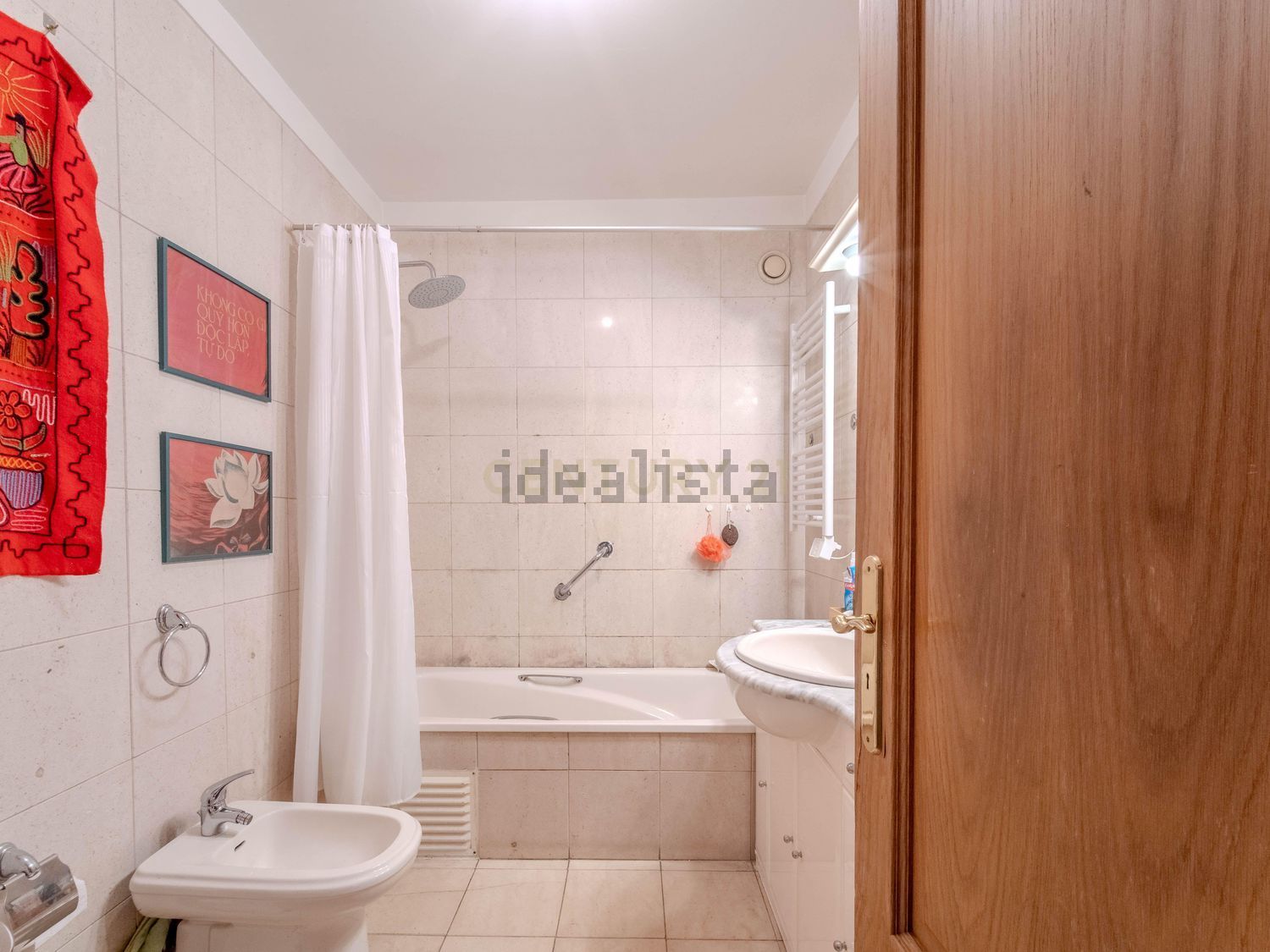 公寓 t3出售在Avenida Dom Afonso Henriques, 1105 - 卫生间