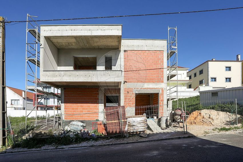 小楼房或独栋别墅出售在Rua Cidade de Lagos
