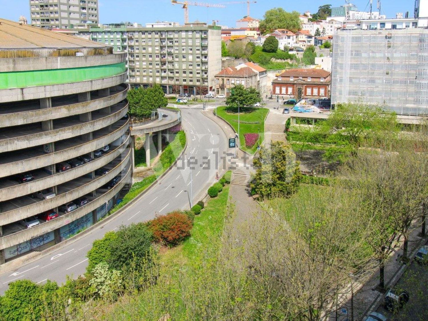 公寓 t6出售在Rua de Sá da Bandeira, 706 - 照片