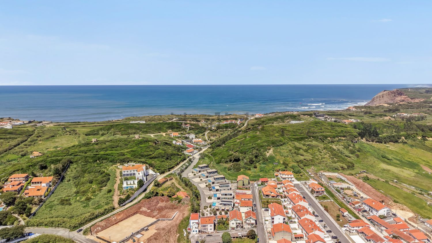 小楼房或独栋别墅出售在Estrada da Gralha - 视线