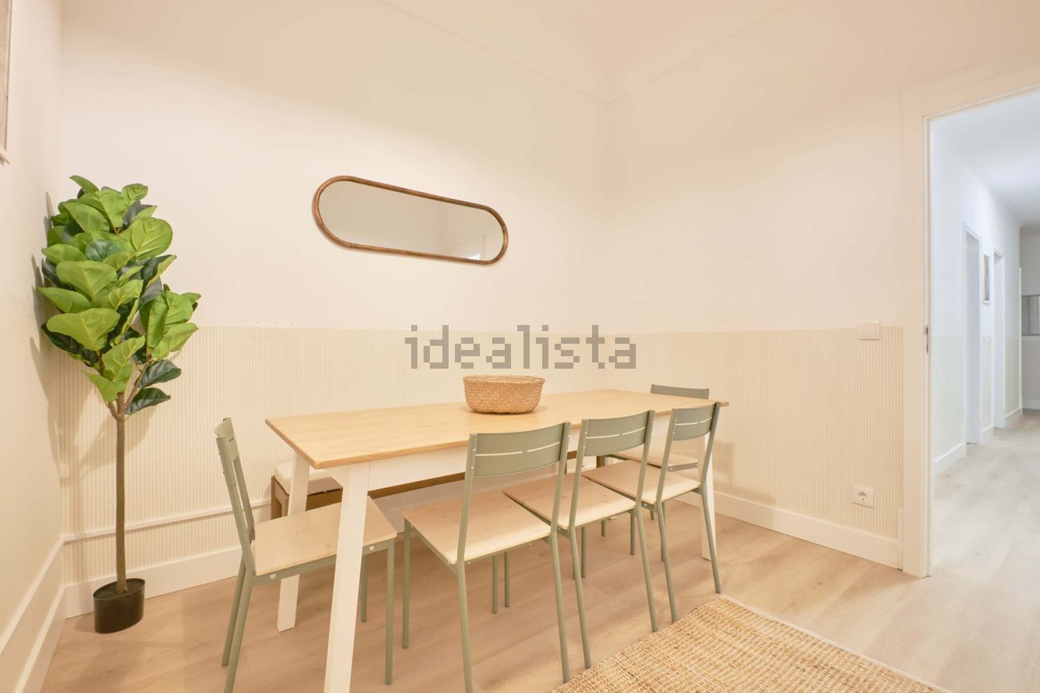 出租房间在Avenida Almirante Reis, 219 - 客厅