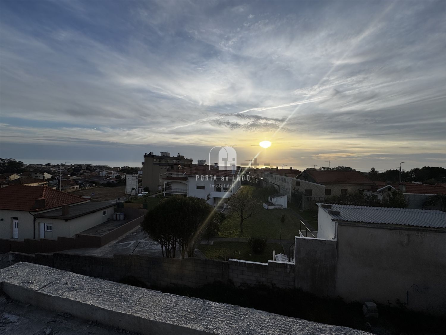 双拼别墅出售在 Lavadores - 照片
