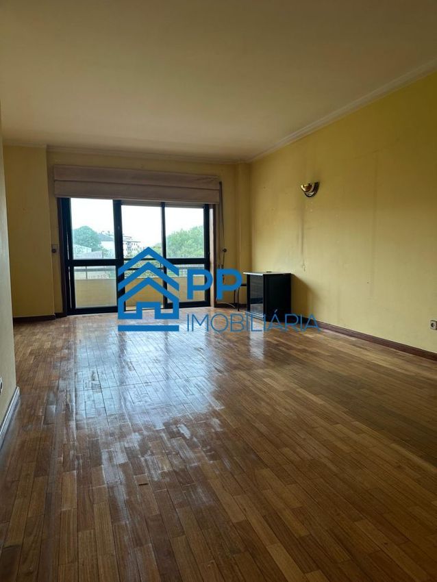 公寓 t3出售在 Hospital da Prelada