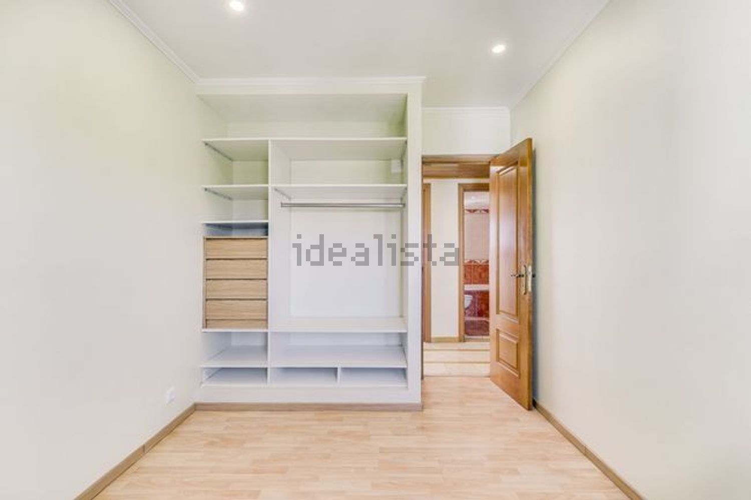 公寓 t4出售在Rua Cidade da Praia, 371 - 卧室