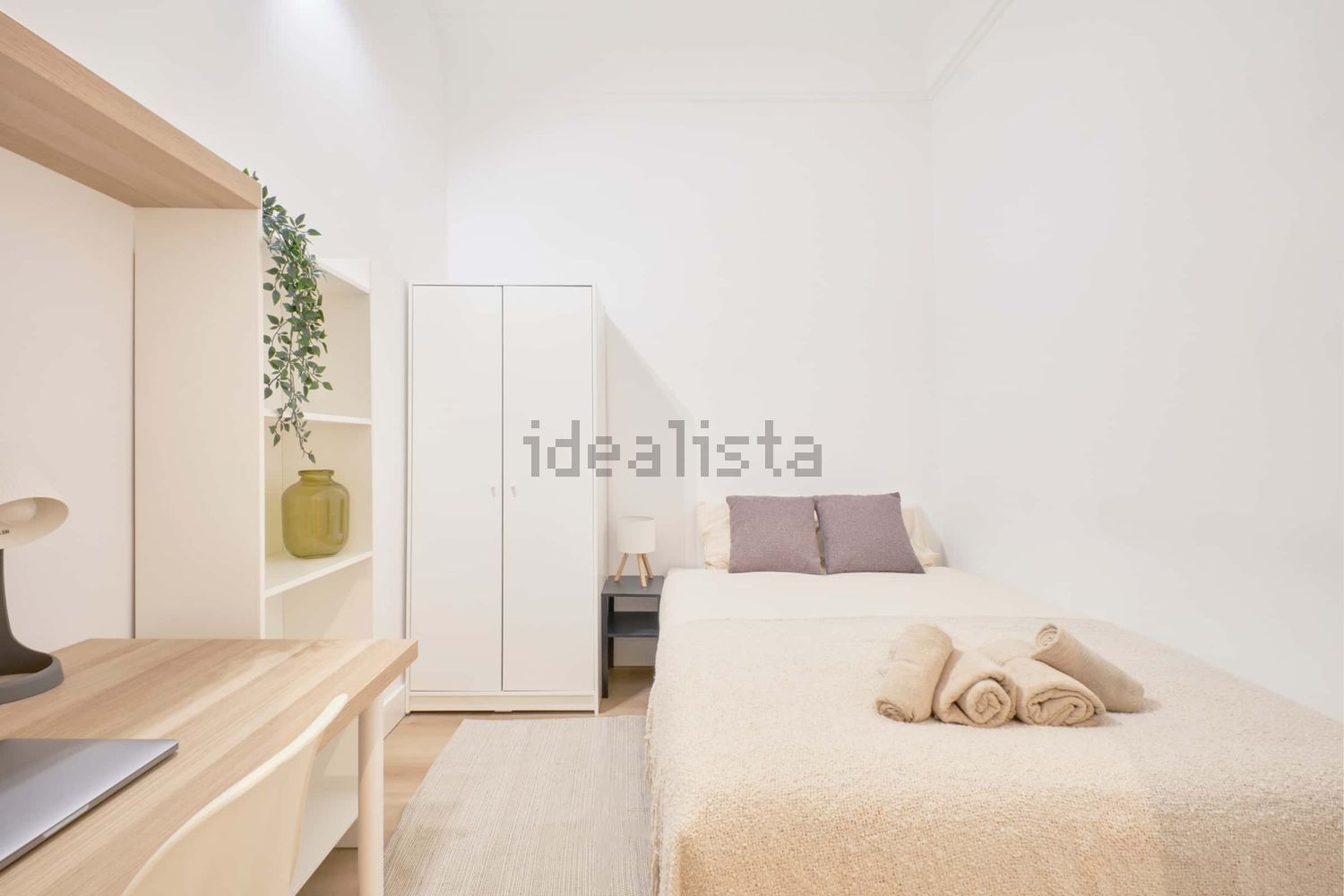 出租房间在Avenida Almirante Reis, 219 - 卧室