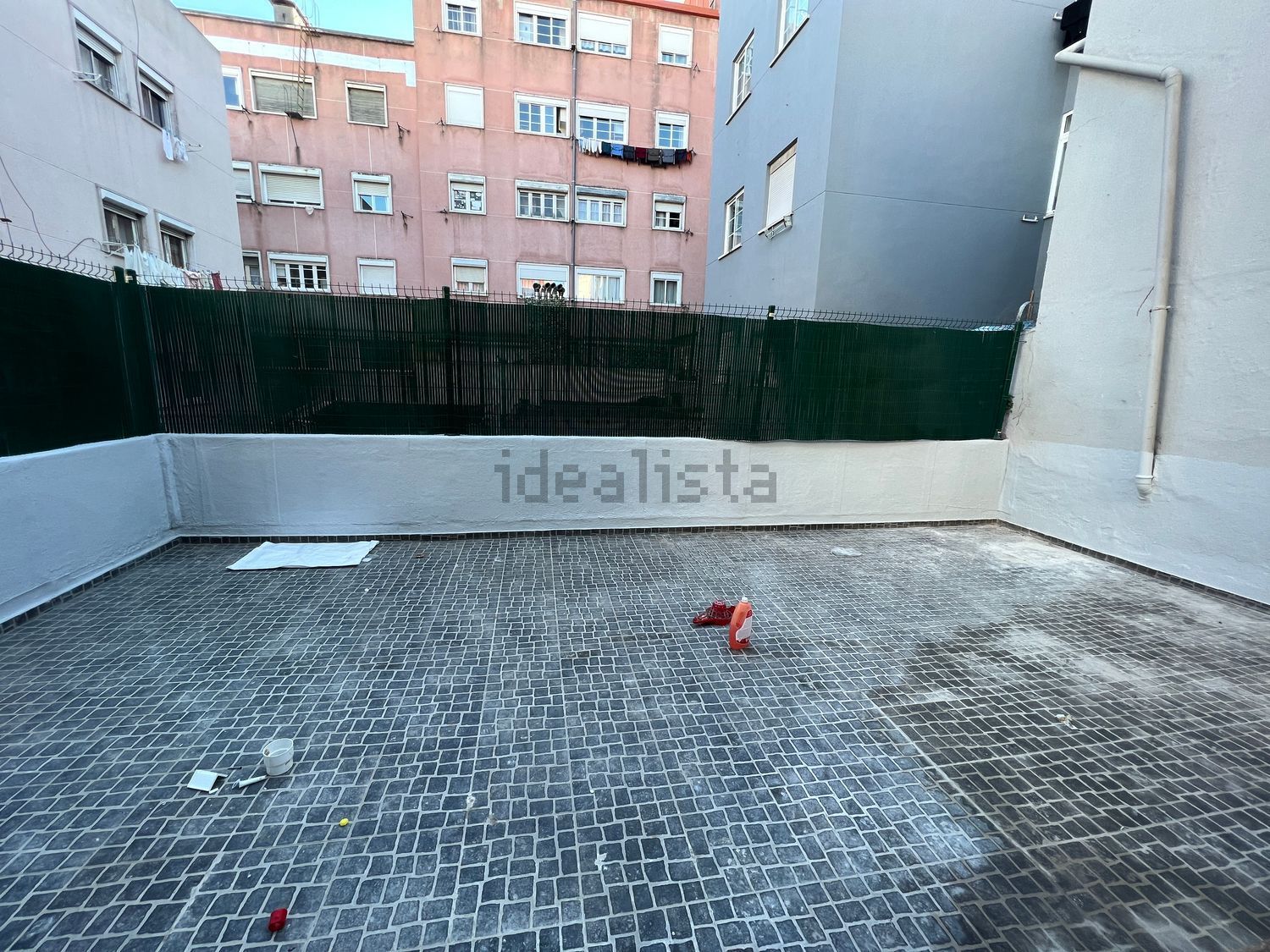 出租公寓 t2在Rua António Maria Pais, 11 - 阳台