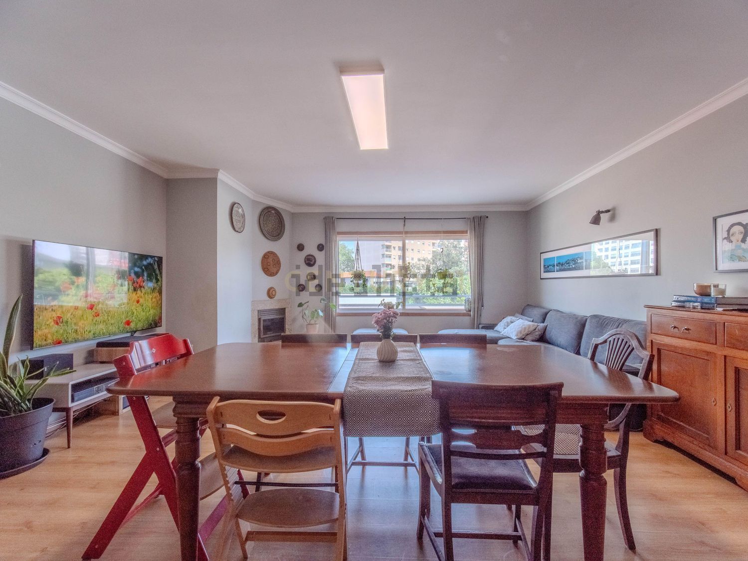 公寓 t3出售在Avenida Dom Afonso Henriques, 1105 - 客厅