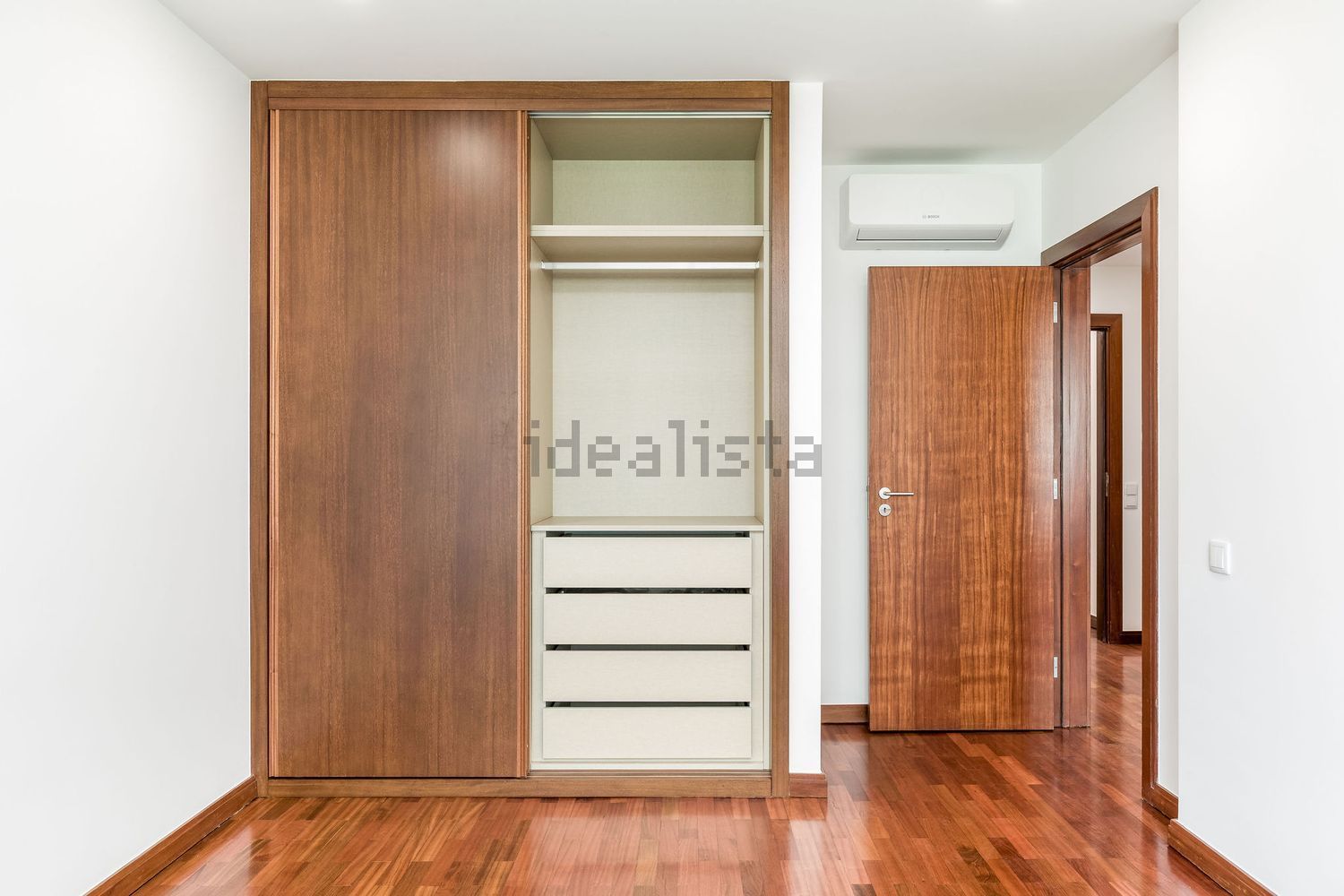 公寓 t3出售在Avenida General Norton de Matos, 347 - 试衣间