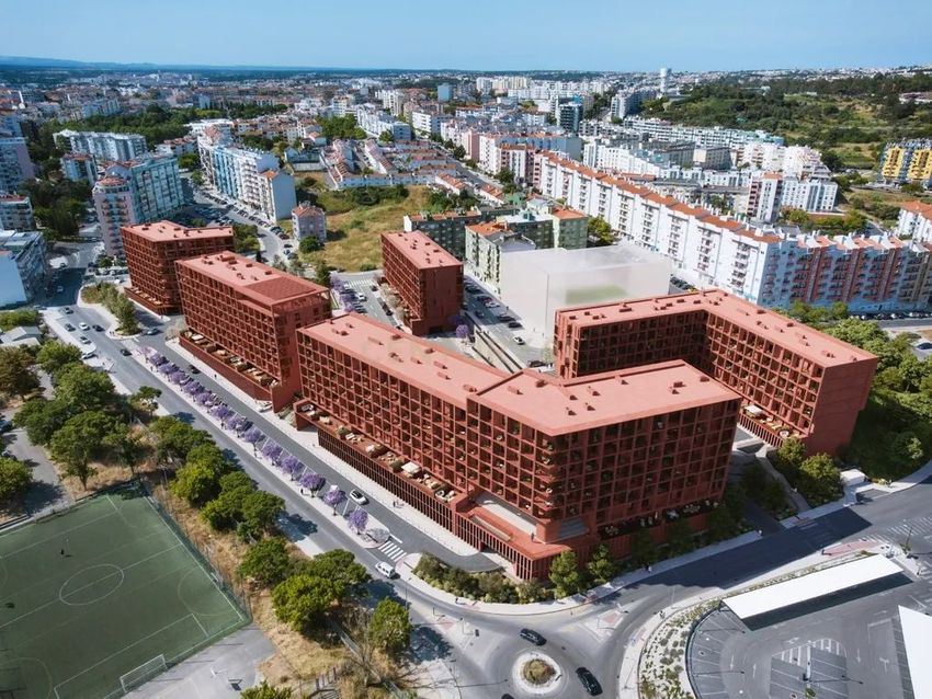 复式公寓出售在Alameda de Guerra Junqueiro s/n