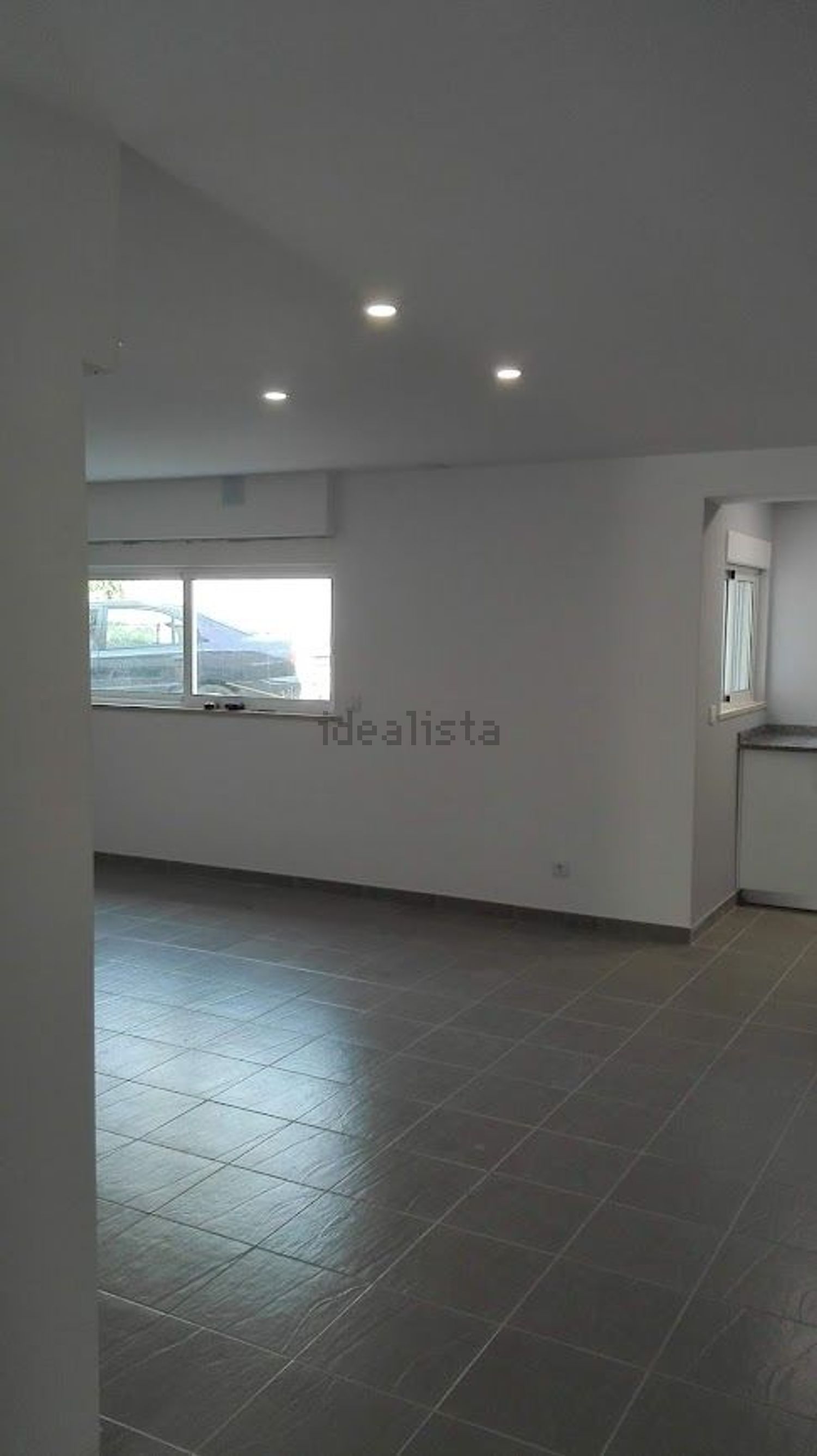 出租公寓 t2在Rua Vale de Água, 420 - 客厅