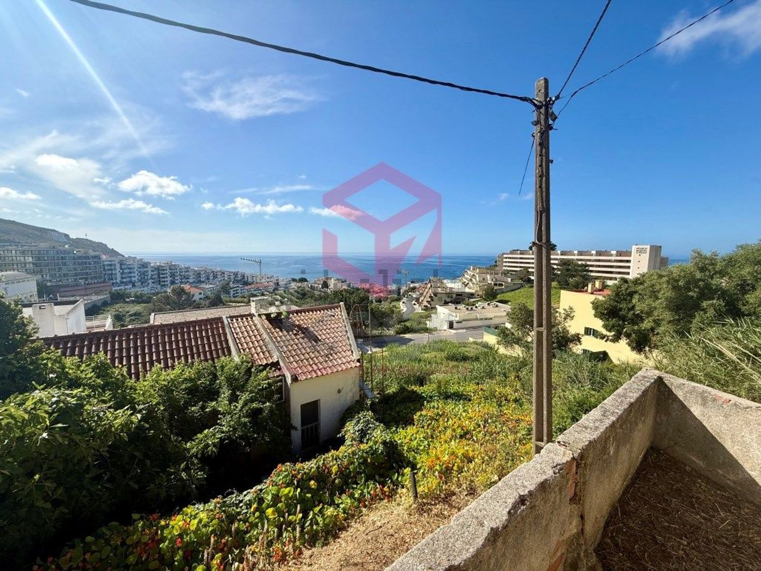 小楼房或独栋别墅出售在Rua Forte de São Tiago, 3 - 视线