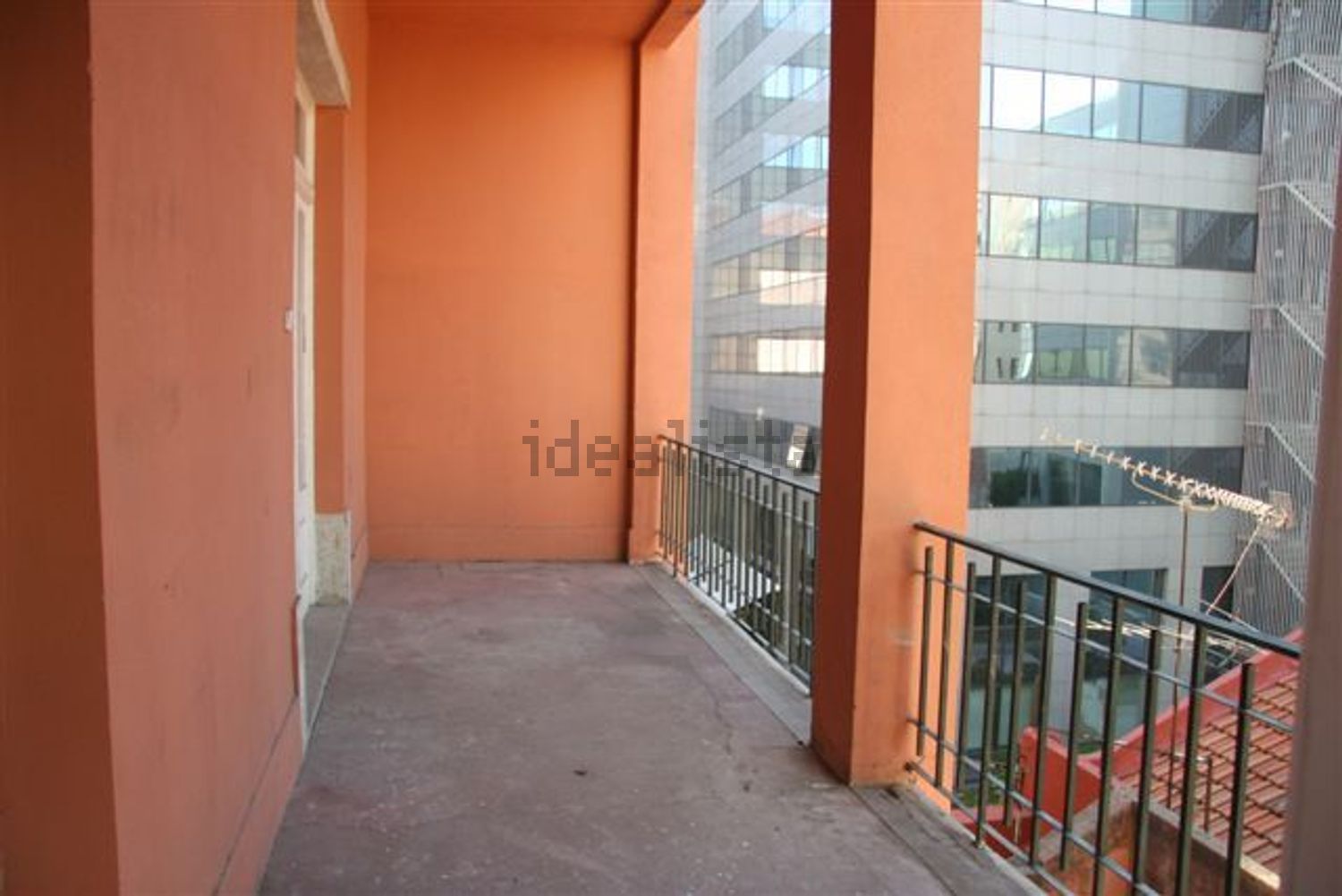 出租公寓 t28在Avenida António Serpa, 26 - 露台
