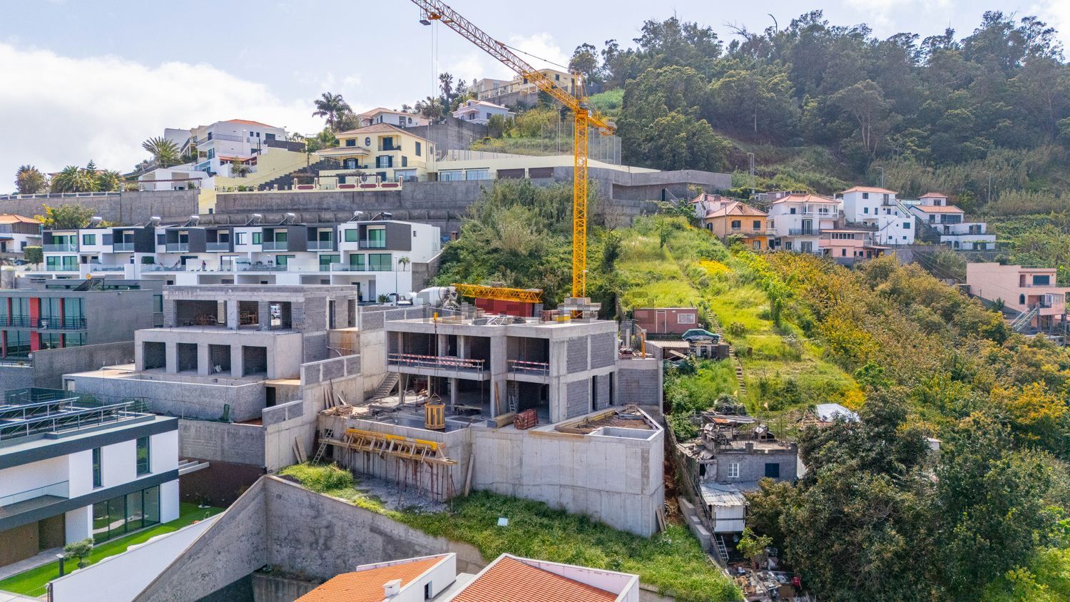 小楼房或独栋别墅出售在Beco das Courelas - 外立面