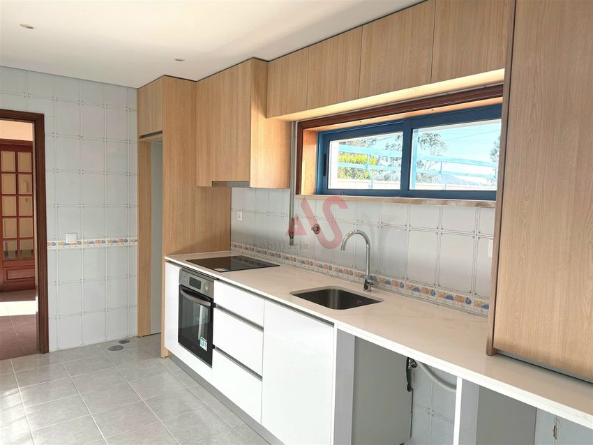 公寓 t3出售在 Santo Tirso - Couto - Burgães