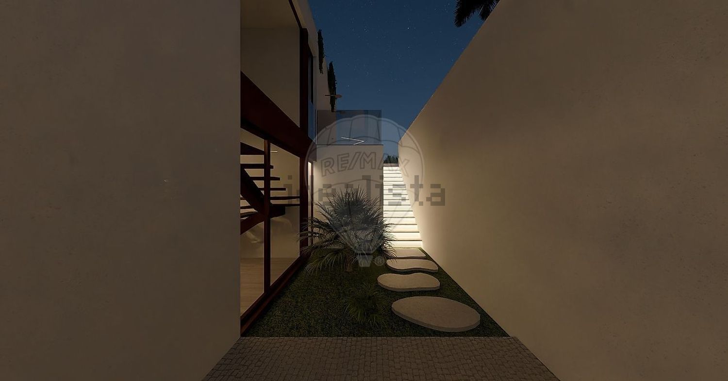 小楼房或独栋别墅出售在 Centro de Guia - 照片