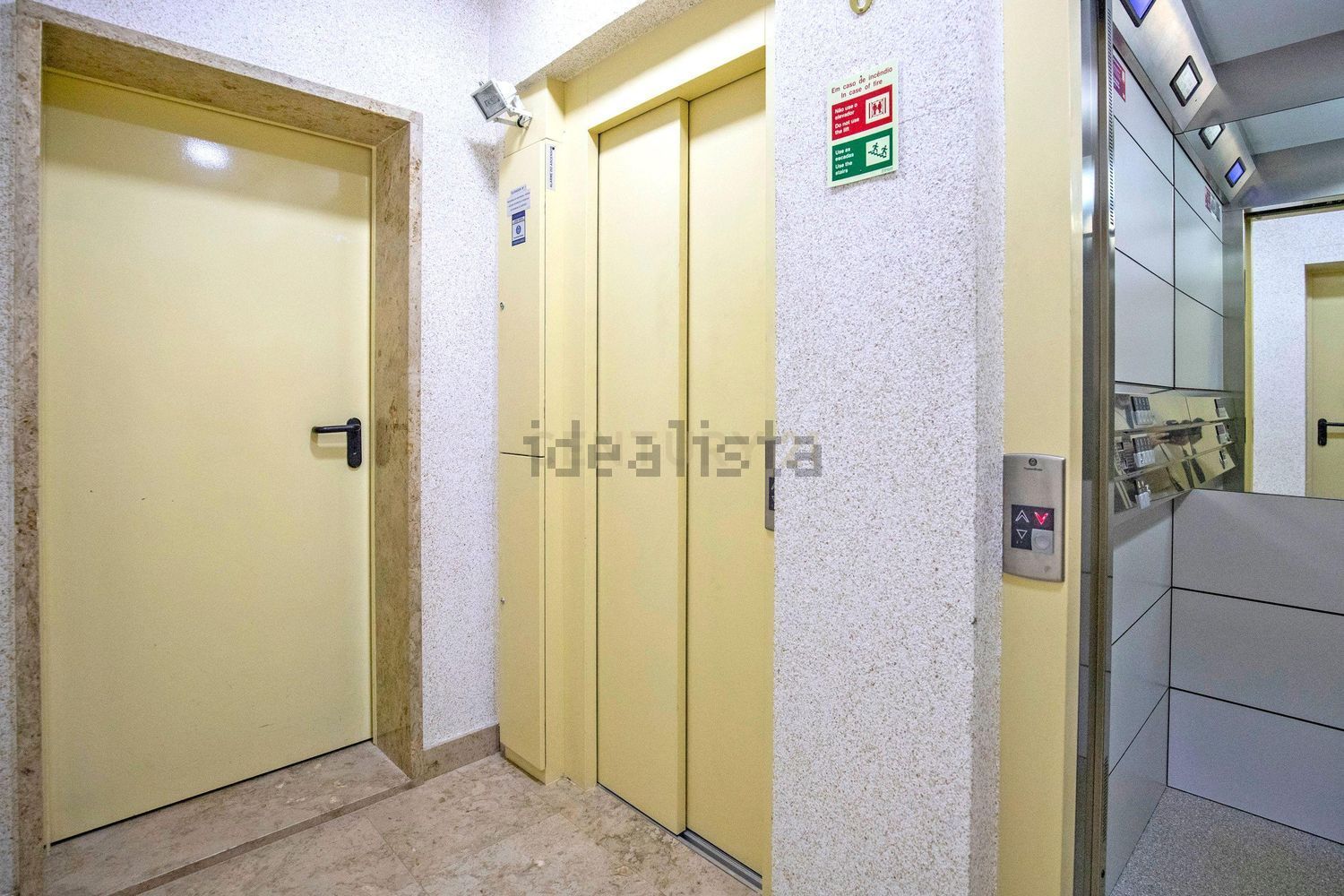 公寓 t3出售在 Arangues - Pinheirinhos - 过道