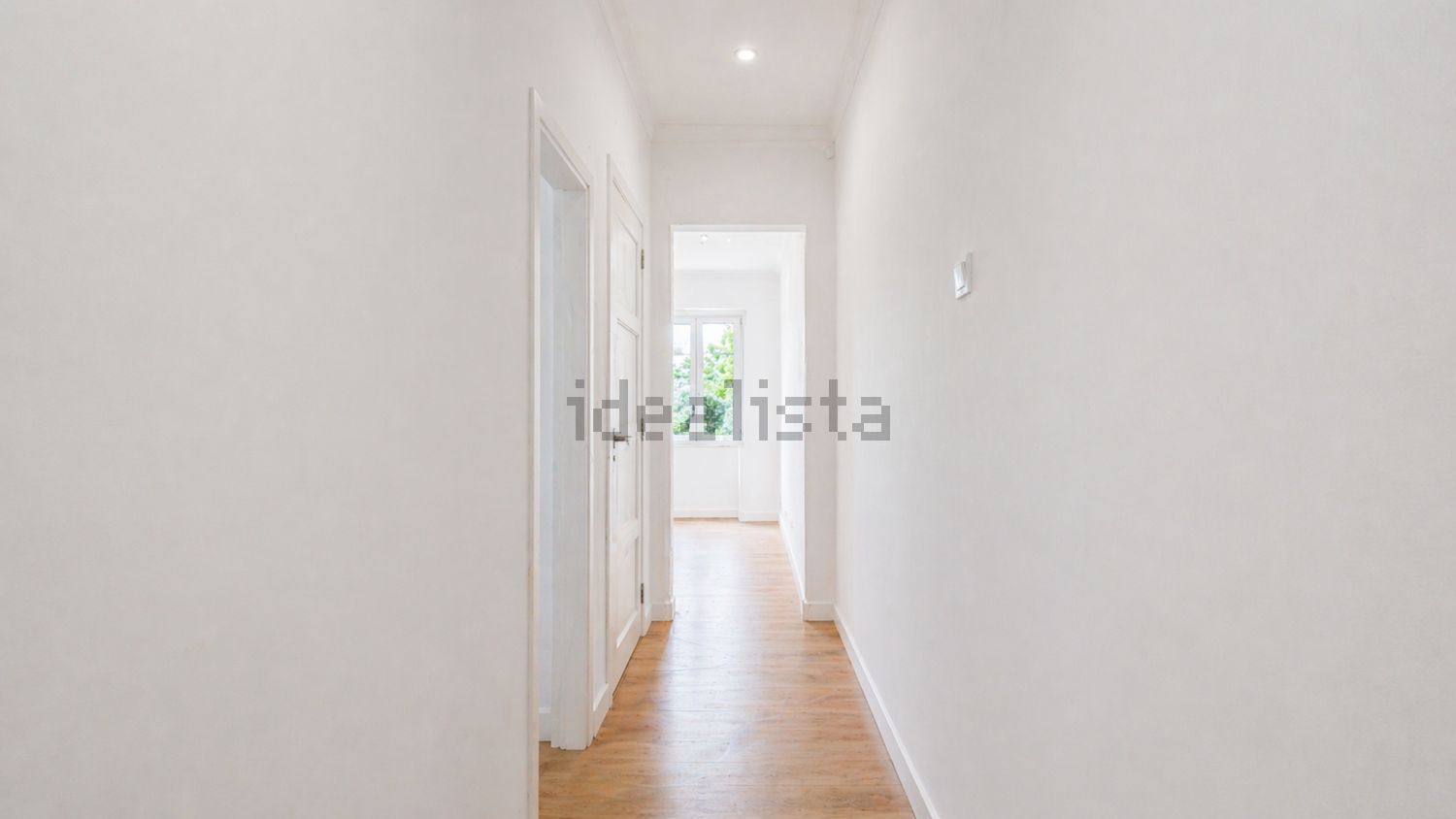 公寓 t2出售在Rua Dom João de Portugal, 21 - 过道