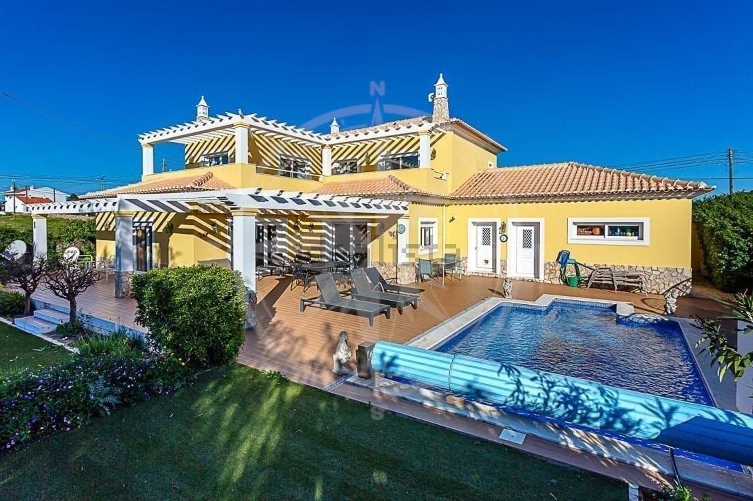 小楼房或别墅出售在 Conceição e Cabanas de Tavira - 外立面