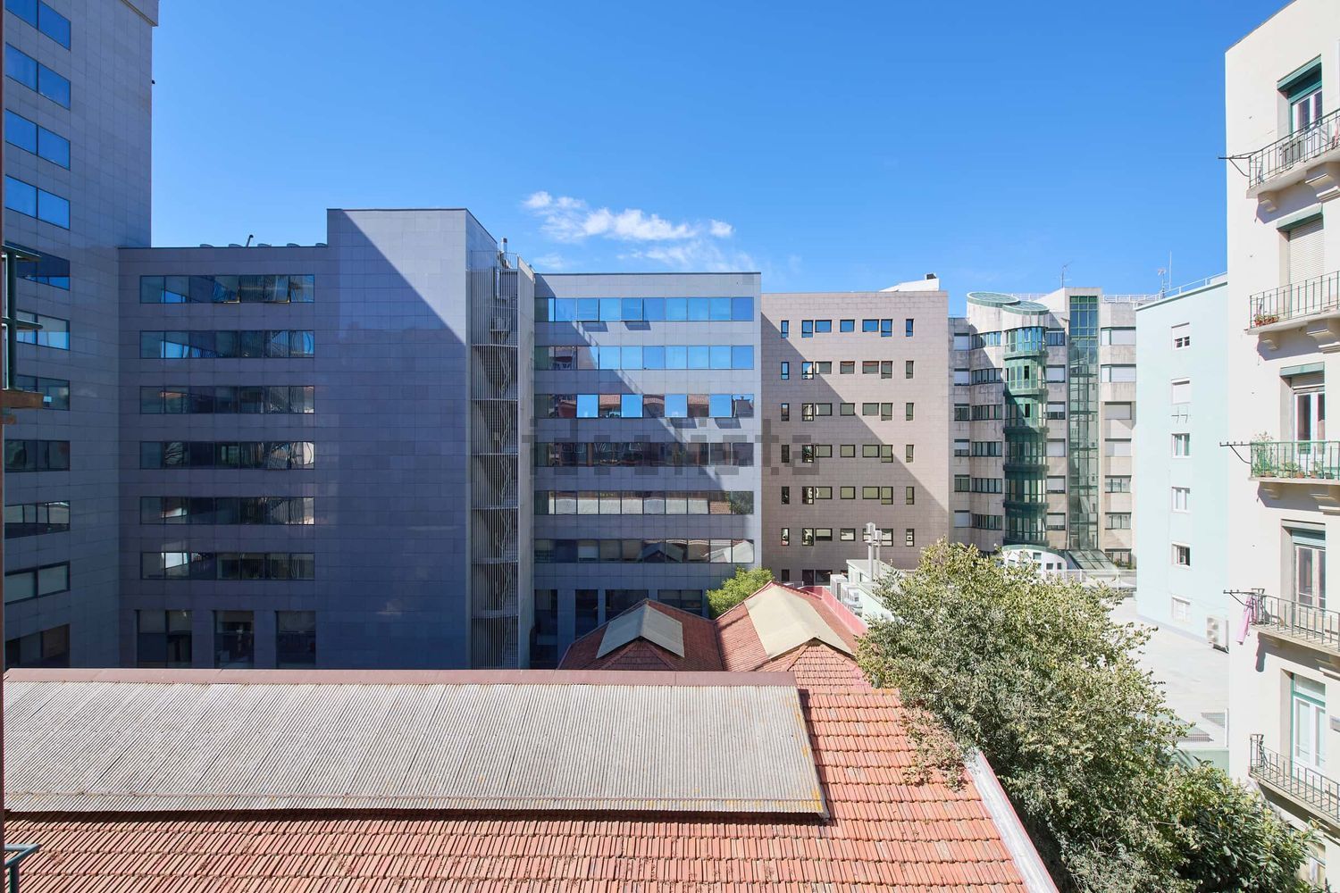 出租房间在Avenida António Serpa, 26 - 视线