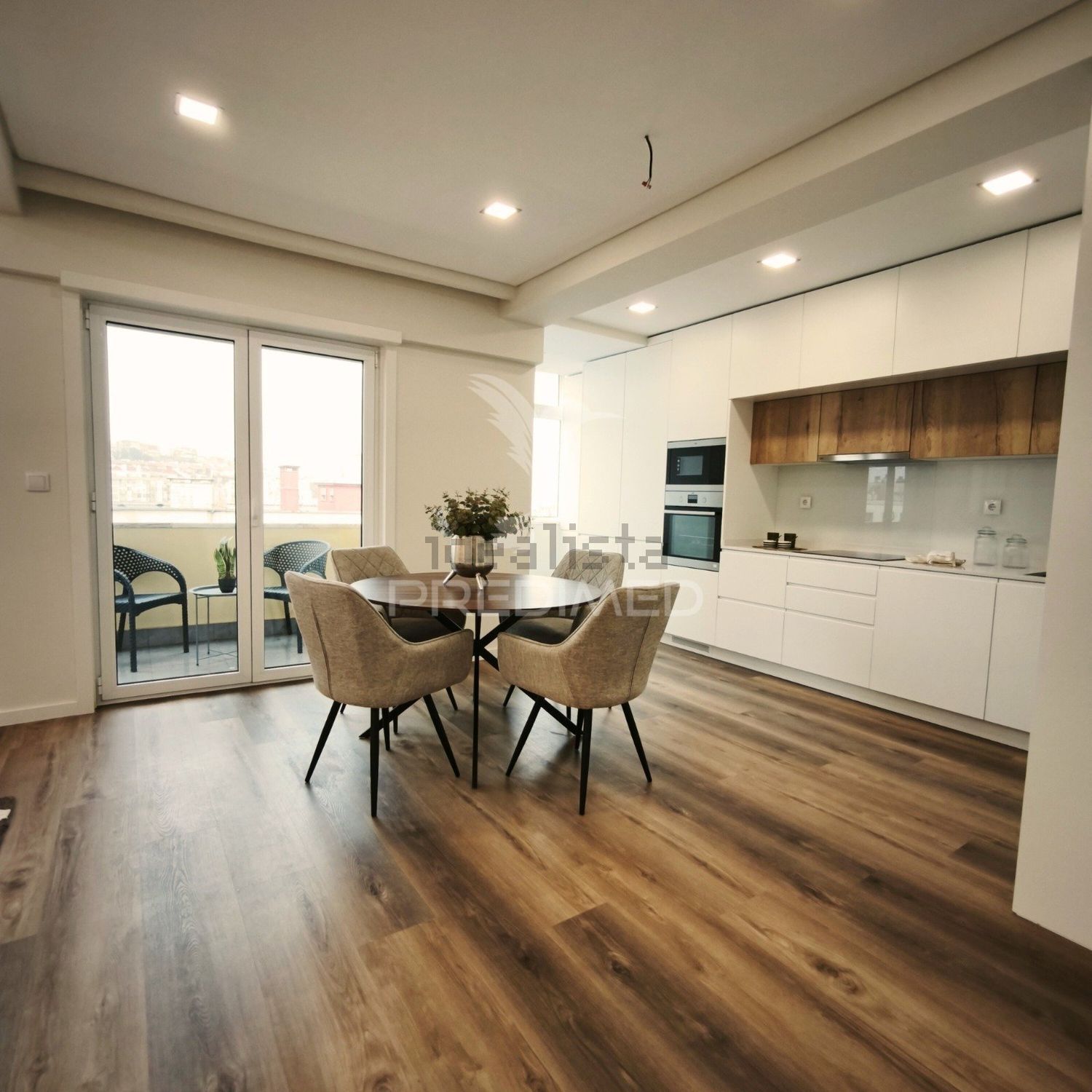 公寓 t3出售在 Bairro de Santa Cruz - 客厅