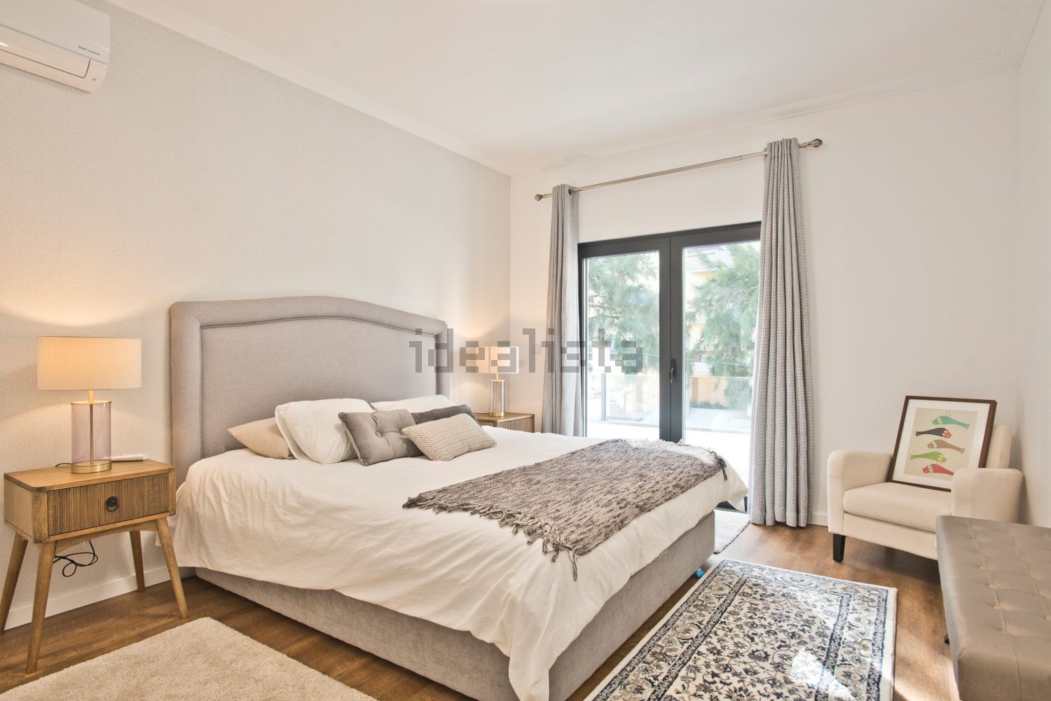 小楼房或独栋别墅出售在Avenida Nossa Senhora do Rosario, 422 - 卧室