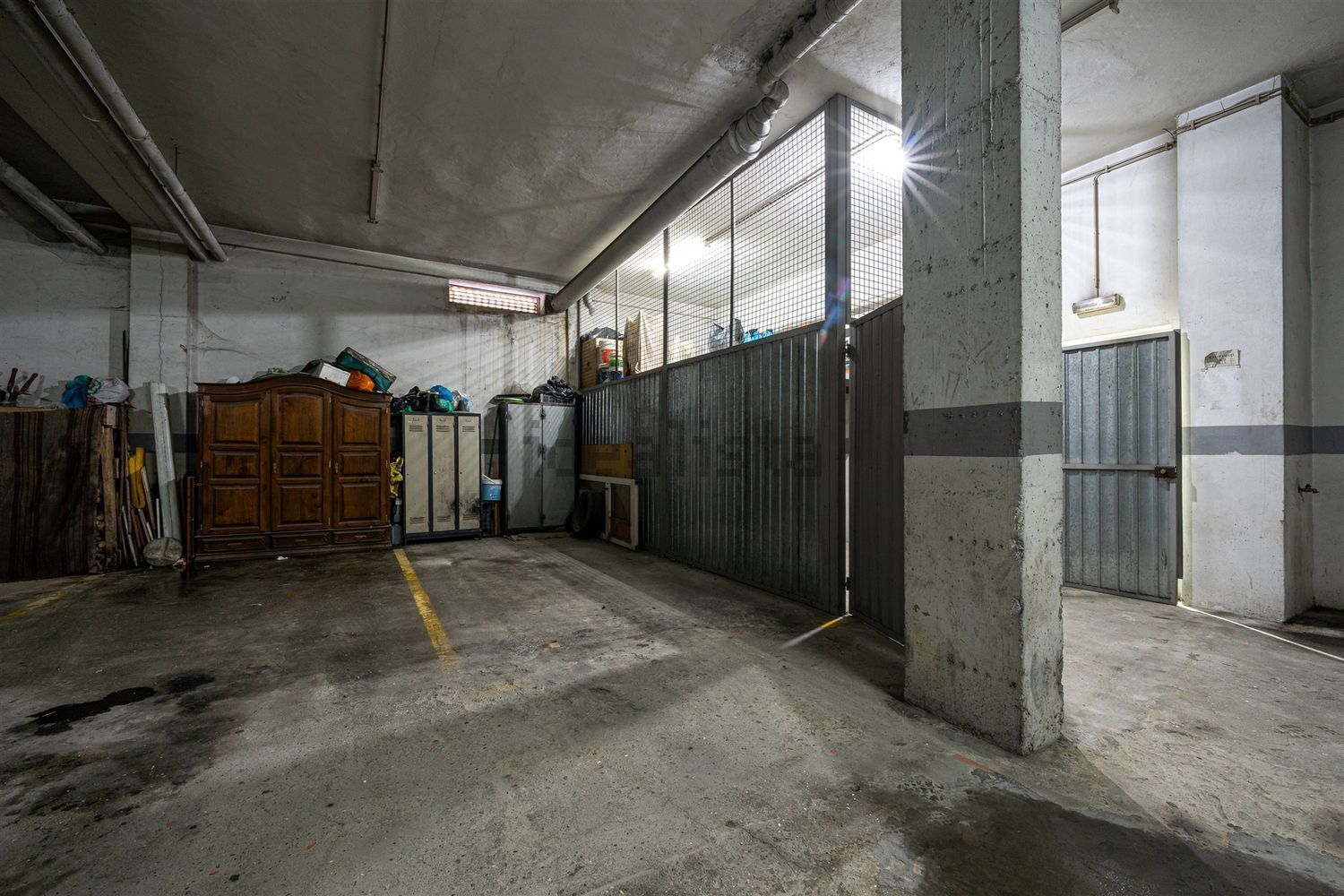 公寓 t3出售在 Centro de Oliveira de Azeméis - 停车位