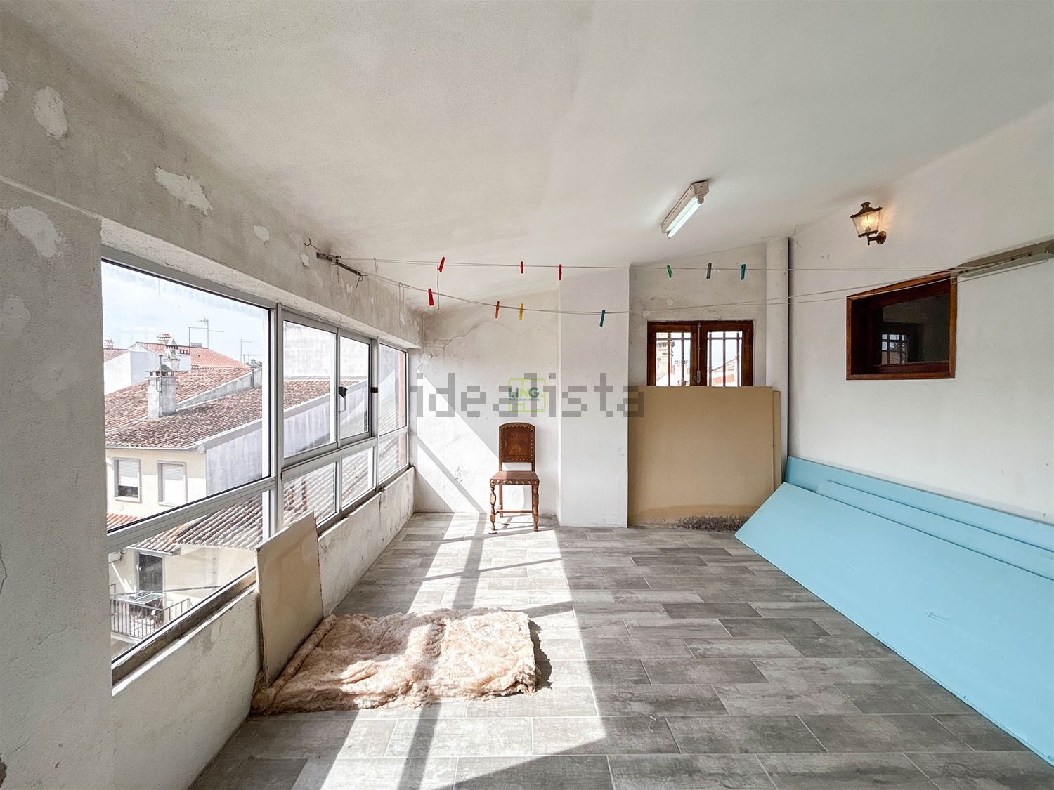 小楼房或独栋别墅出售在 São Miguel de Acha - 露台