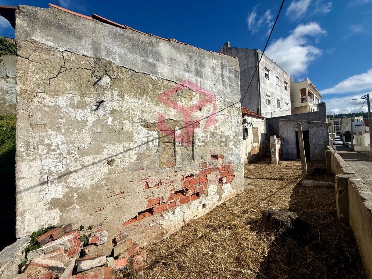 小楼房或独栋别墅出售在Rua Forte de São Tiago, 3 - 视线