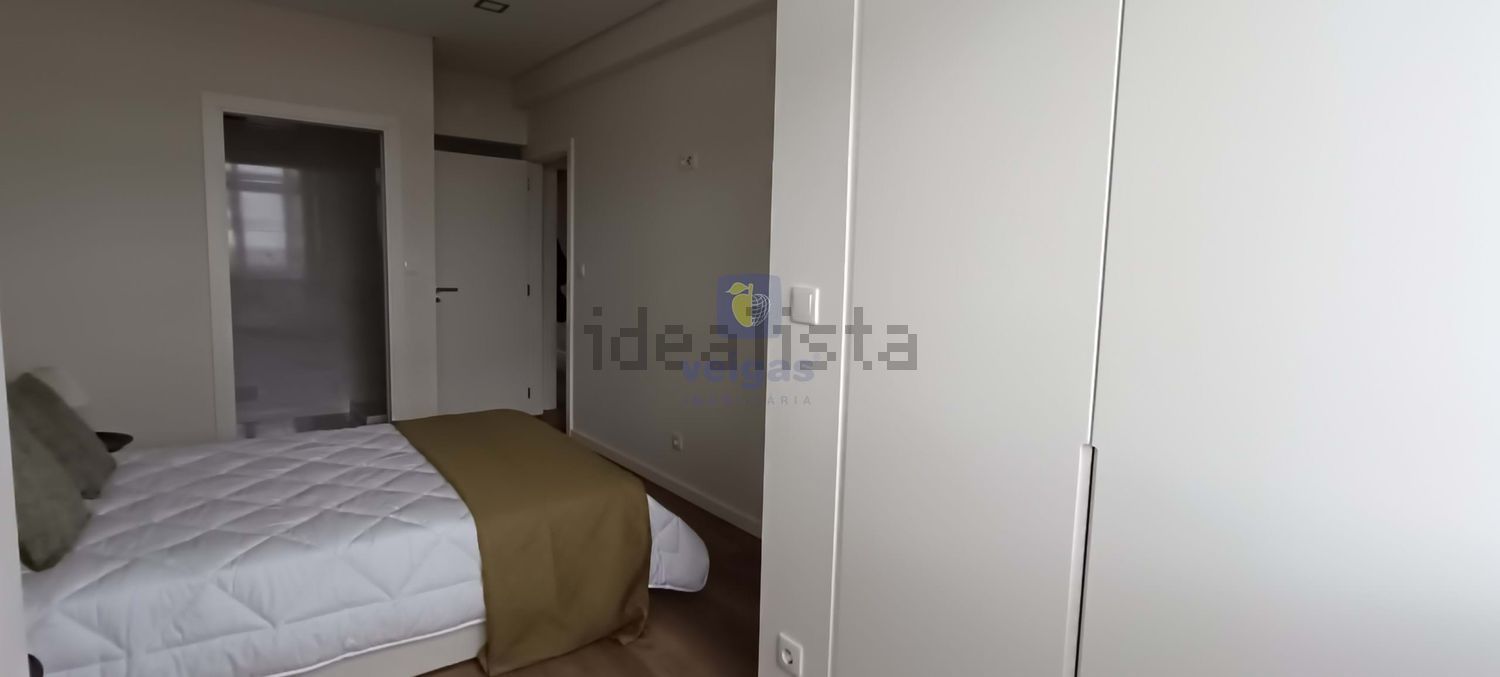 公寓 t3出售在 Bairro de Santa Cruz - 卧室