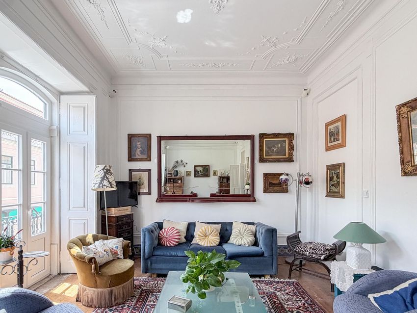 出租公寓 t4在Rua das Janelas Verdes s/n