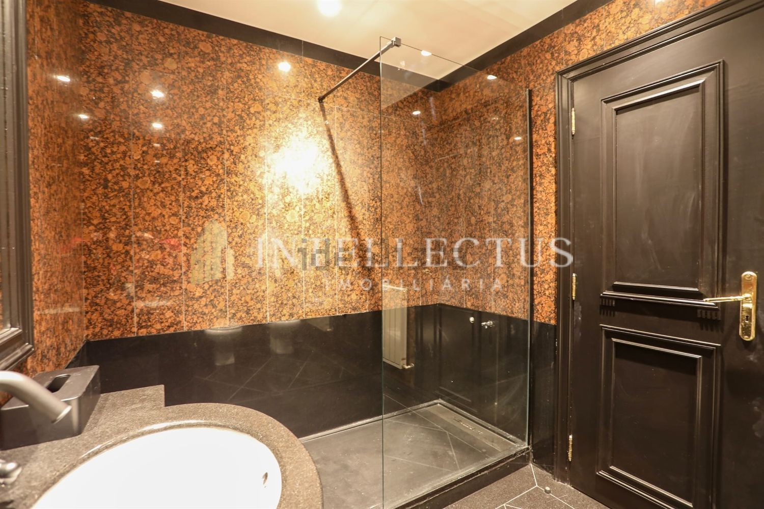 公寓 t2出售在 Lapa - 卫生间