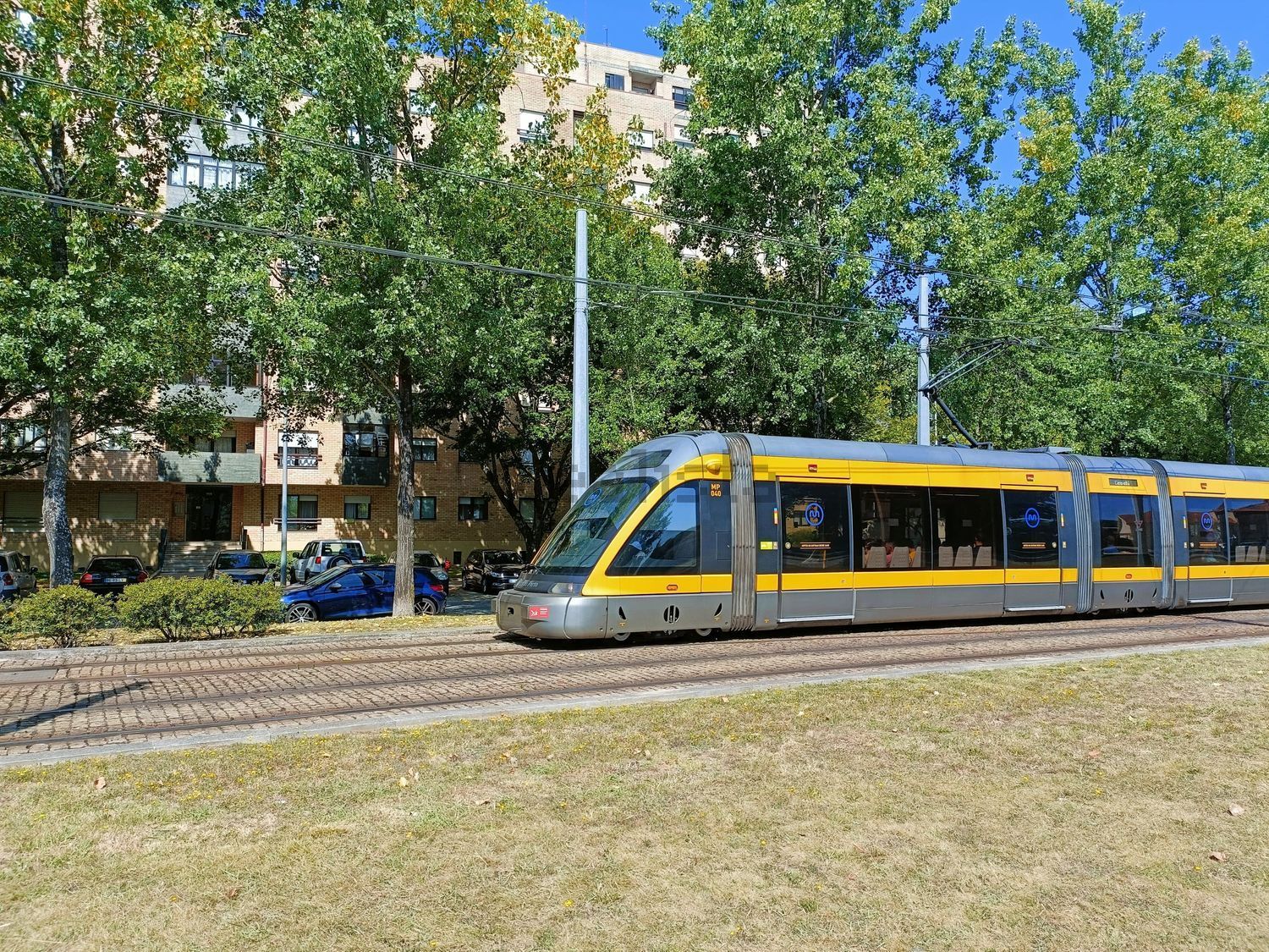 出租公寓 t1在Avenida Fabril do Norte, 1533 - 照片