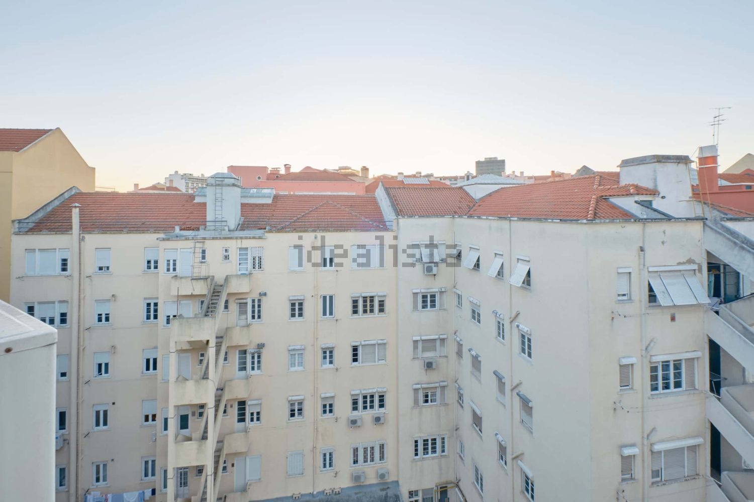 出租房间在Avenida Almirante Reis, 219 - 视线